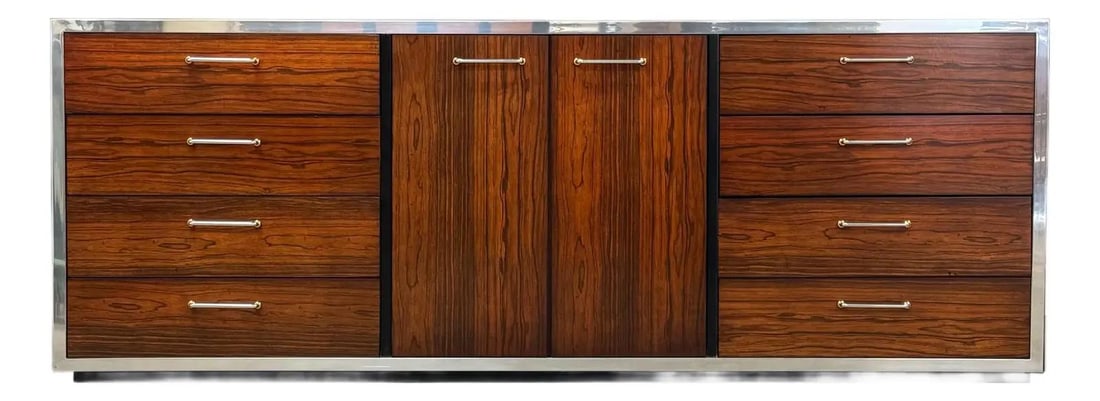 1970s Milo Baughman Style Rosewood Chrome Dresser USA: 1970s Milo Baughman Style Rosewood Chrome Dresser USA This stunning 1970s dresser features a Milo Baughman style design with a sleek black case complemented by elegant rosewood doors and chic chrome a