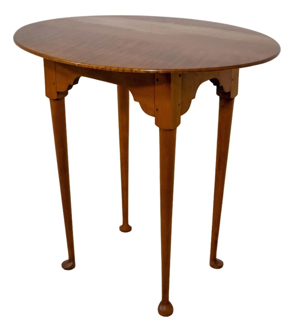 Eldred Wheeler Maple Oval Occasional Table Primitive Style (1 of 10)
