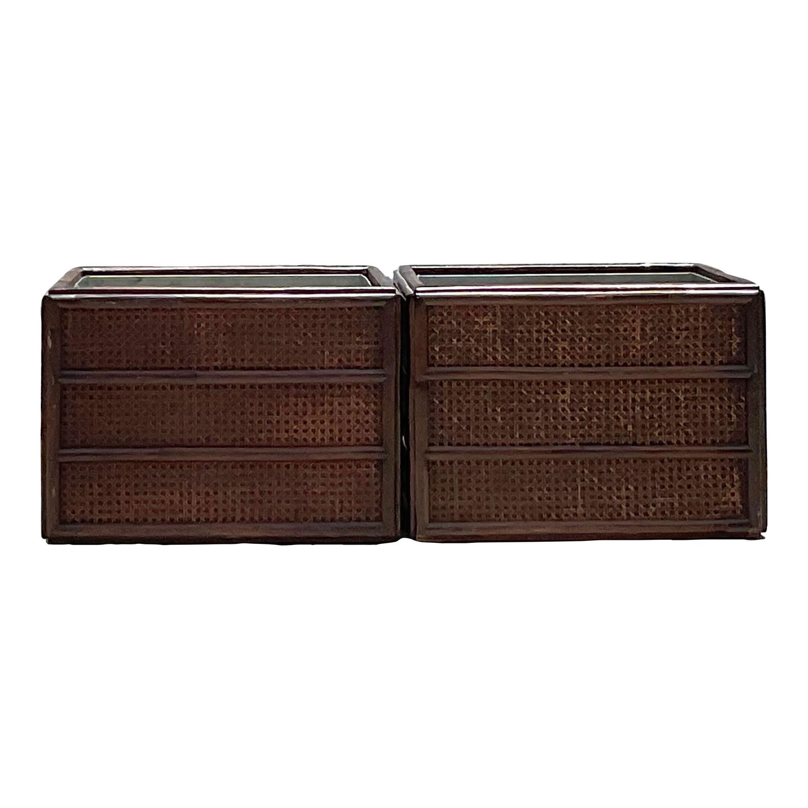 Pair of Vintage Oxblood Red Rattan Planters with Aluminum Inserts: Pair of Vintage Oxblood Red Rattan Planters with Aluminum Inserts Enhance your indoor or outdoor space with this charming pair of vintage rattan box planters, featuring removable cast aluminum interio