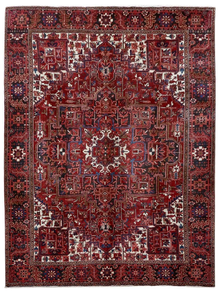 9.10 x 13.2 Red Persian Heriz Rug Handmade in Iran: 9.10 x 13.2 Red Persian Heriz Rug Handmade in Iran Free continental US Shipping Transform your space into a haven of timeless elegance with this exquisite 9.10' x 13.2' Genuine Iran Handmade Weave Cla
