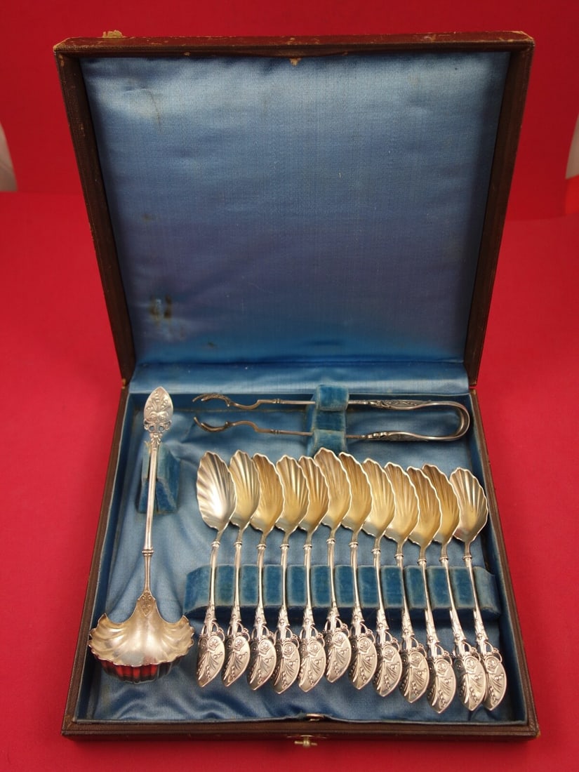 Gorham Lily aka 88 Sterling Silver 14-Piece Dessert Set in Fitted Box (1 of 5)