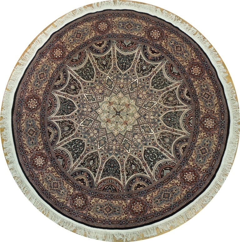 8.8 x 9.4 Feet Round Hand-Knotted Wool and Silk Fine Quality Rug: 8.8 x 9.4 Feet Round Hand-Knotted Wool and Silk Fine Quality Rug Free continental US Shipping This round rug measures 8.8 x 9.4 feet and is expertly hand-knotted using a premium blend of natural wool