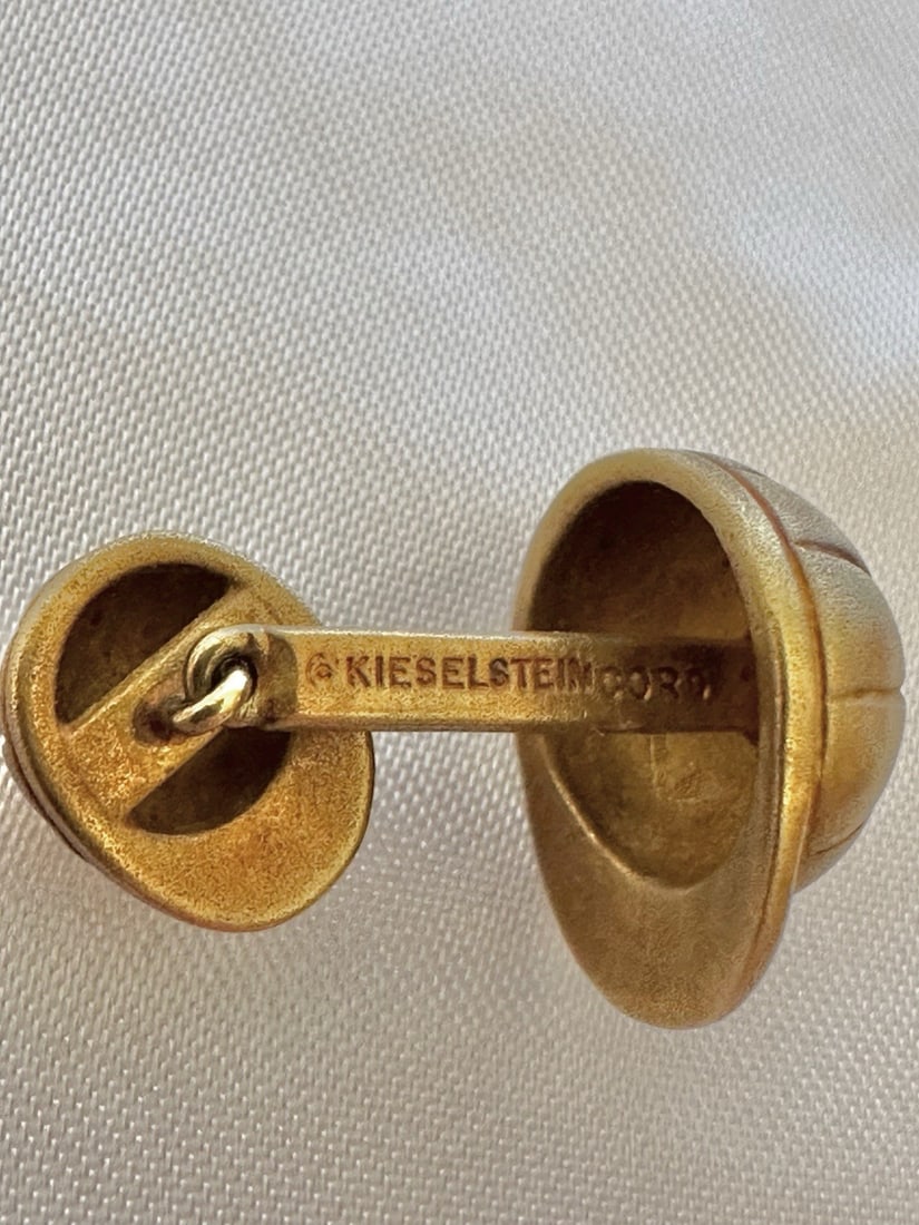 Kieselstein-Cord 18K Yellow Gold Jockey Cap Cufflinks - 3