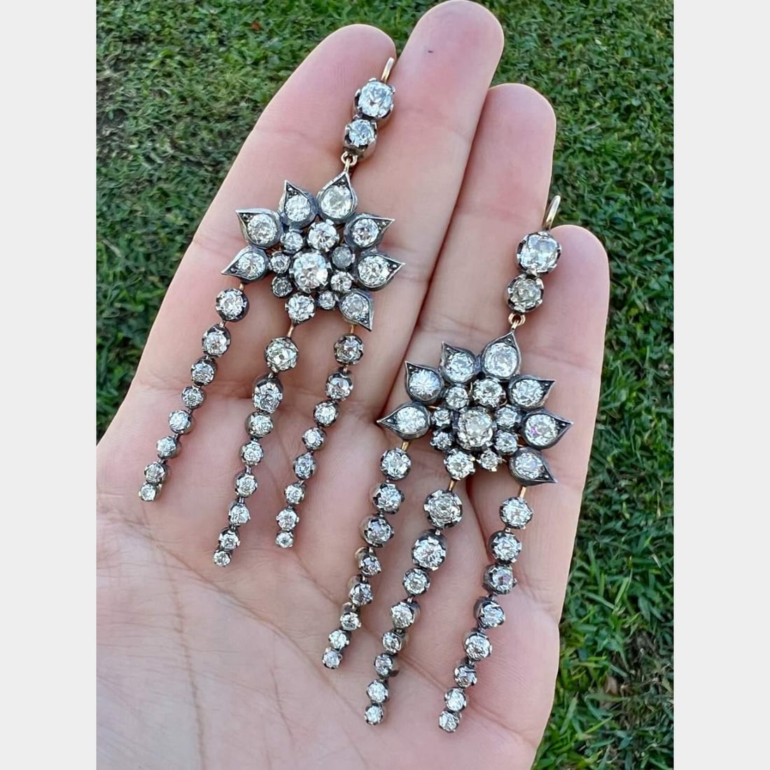 Stunning 18K Gold Silver 18.00 Ct Old Mine Diamond Earrings (1 of 1)