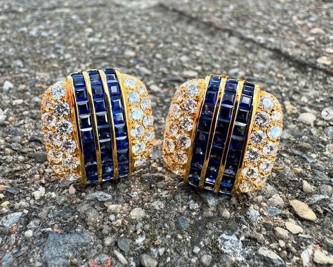 18k Yellow Gold 9.77ctw Sapphire Diamond Cushion Earrings: 18k Yellow Gold 9.77ctw Sapphire Diamond Cushion Earrings These exquisite earrings feature a stunning combination of natural blue sapphires and brilliant diamonds, set in luxurious 18k yellow gold. Ea