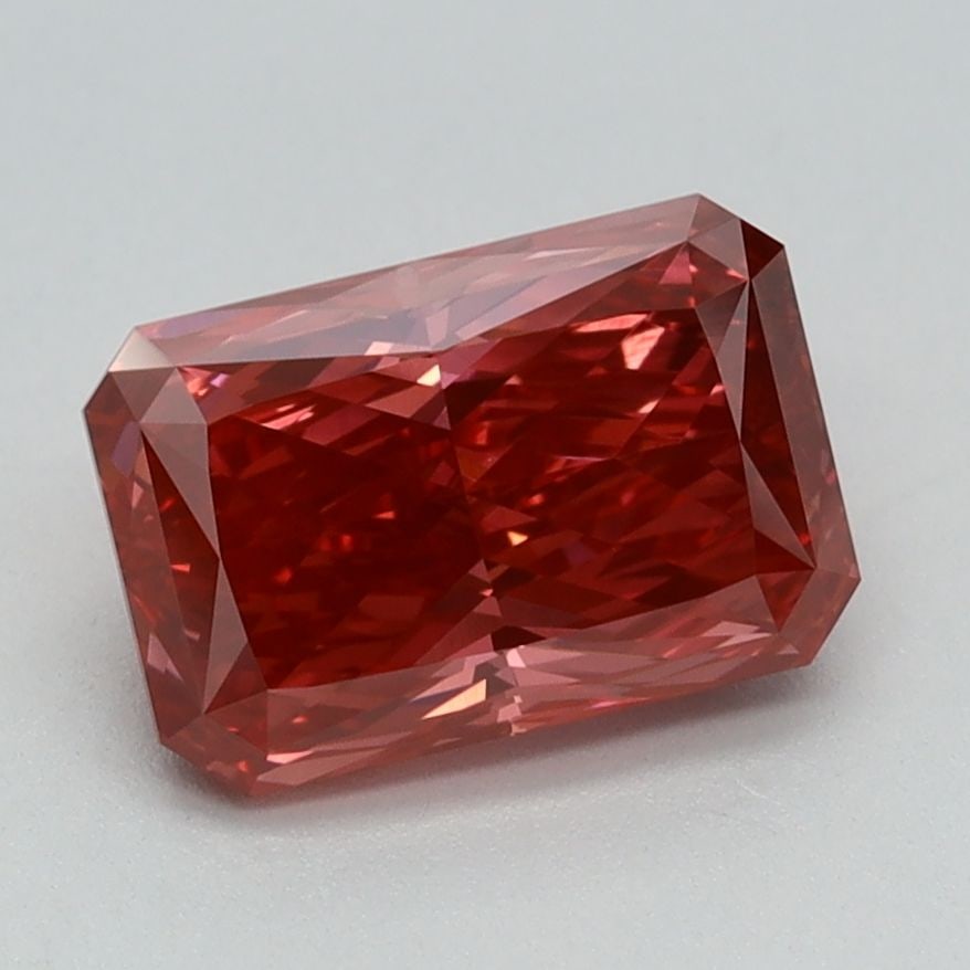 Loose Diamond - RADIANT 1.54ct Fancy Vivid Pink VS2: Loose Diamond - RADIANT 1.54ct Fancy Vivid Pink VS2 Source: This is a real non-mined Diamond that has been grown in a lab Shape: RADIANT Carats: 1.54 Color: Fancy Vivid Pink Certification: IGI Video: