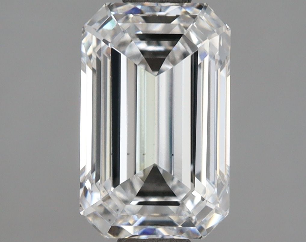 Loose Diamond - EMERALD 2.02ct D VS2: Loose Diamond - EMERALD 2.02ct D VS2 Source: This is a real non-mined Diamond that has been grown in a lab Shape: EMERALD Carats: 2.02 Color: D Clarity: VS2 Certification: IGI Video: Video Link 