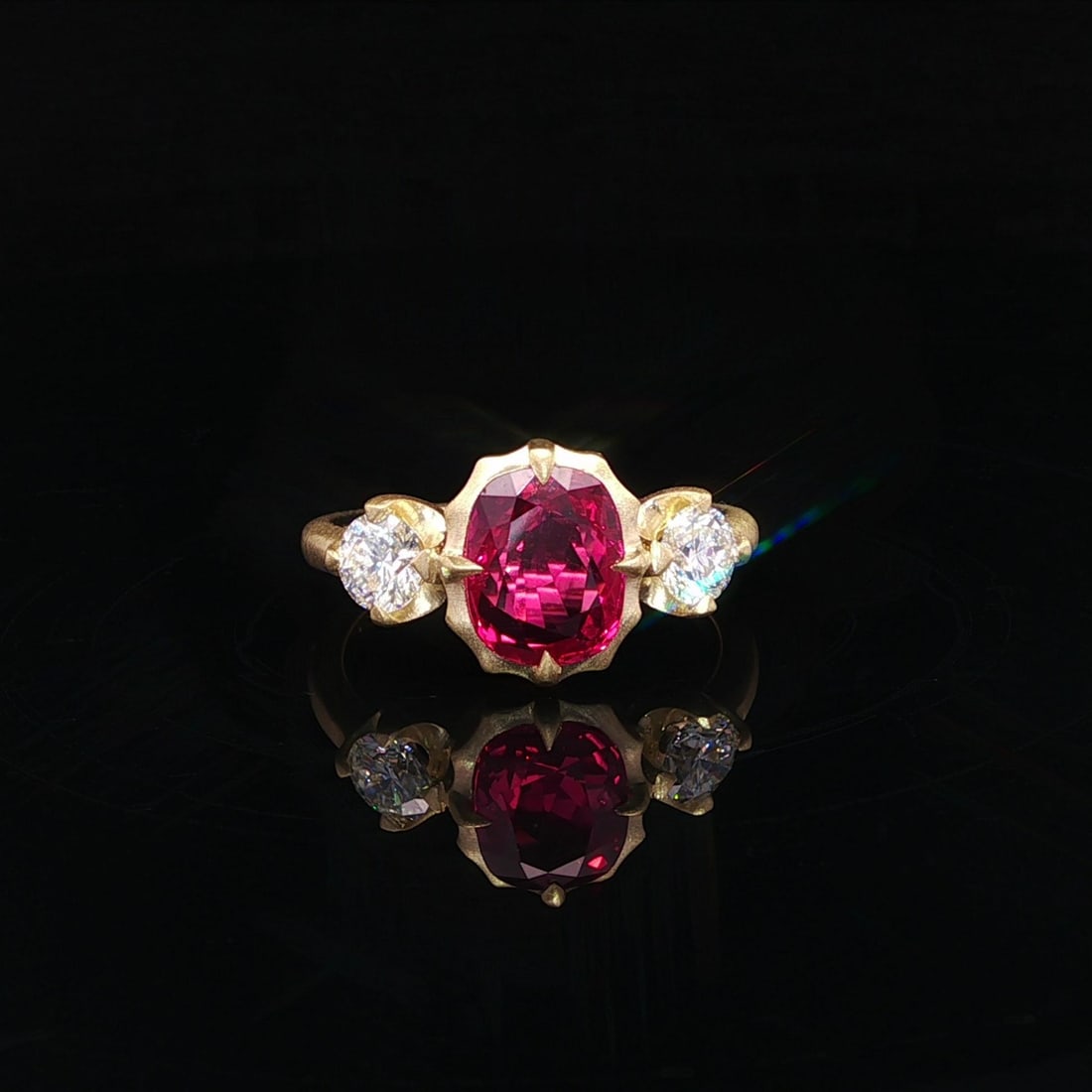 18k Yellow Gold GIA 2.78ctw No Heat Ruby Diamond Ring: 18k Yellow Gold GIA 2.78ctw No Heat Ruby Diamond Ring This exquisite engagement ring features a stunning natural ruby with a brilliant cut, weighing 2.17 carats, set in solid 18k yellow gold. The ruby