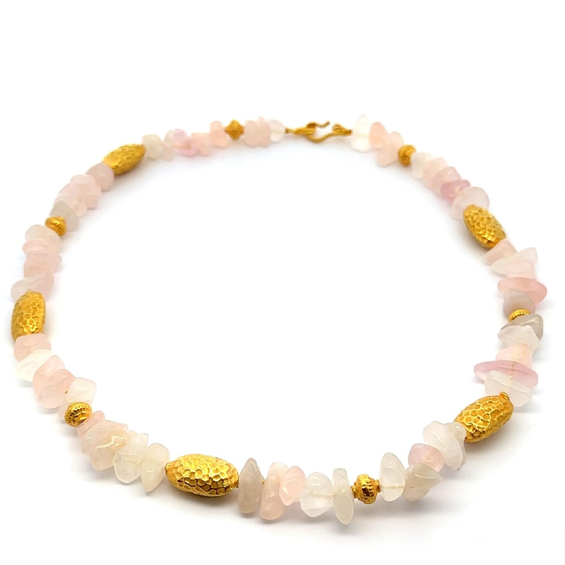 18k Yellow Gold Rose Quartz Bead Necklace 17 Inch: 18k Yellow Gold Rose Quartz Bead Necklace 17 Inch Elevate your jewelry collection with this stunning 18k Yellow Gold Textured Bead Station Tumbled Rose Quartz Strand Necklace. This exquisite piece fea