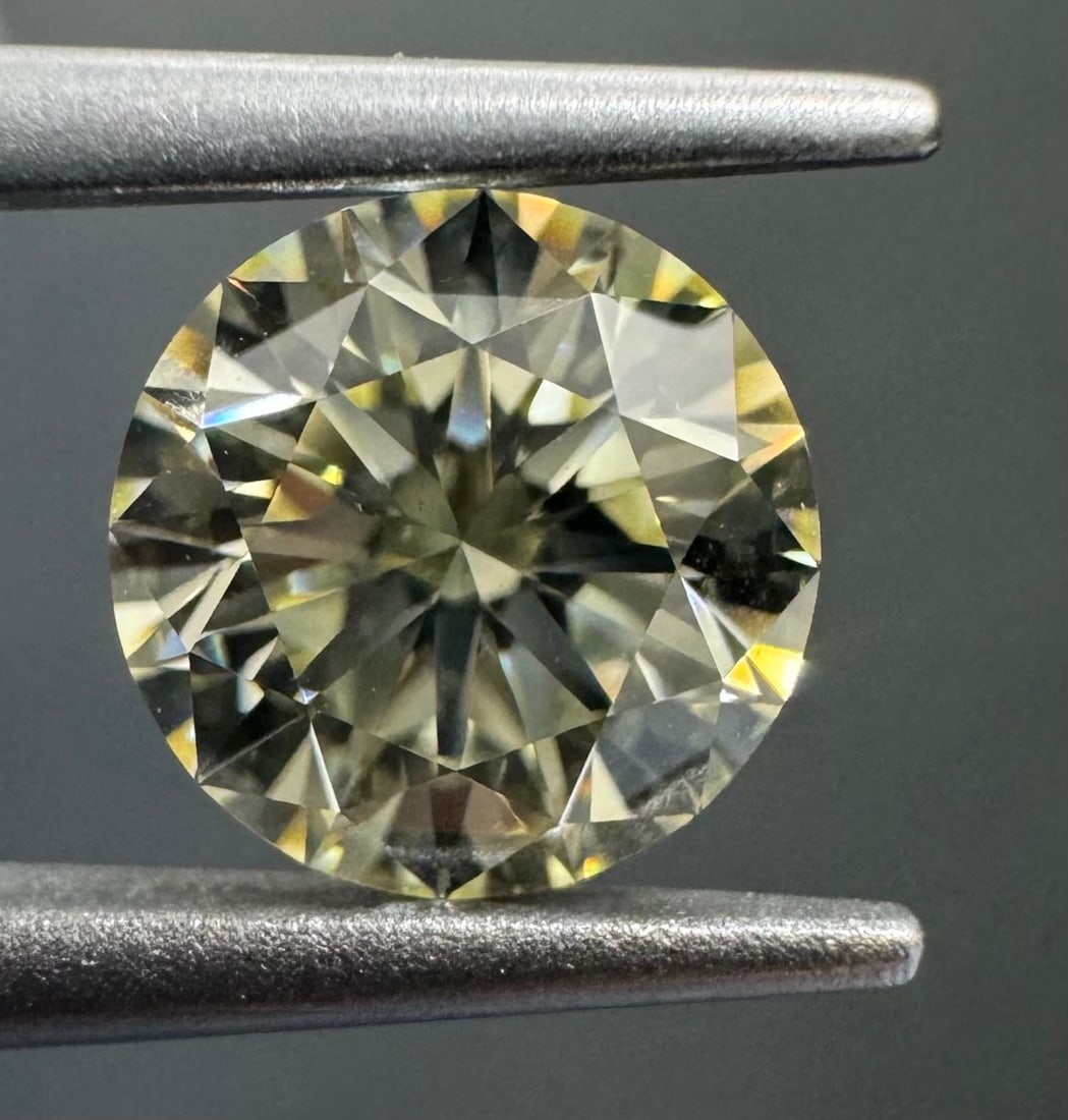 Loose Diamond - ROUND 1.01ct Q-R VS1 (1 of 1)