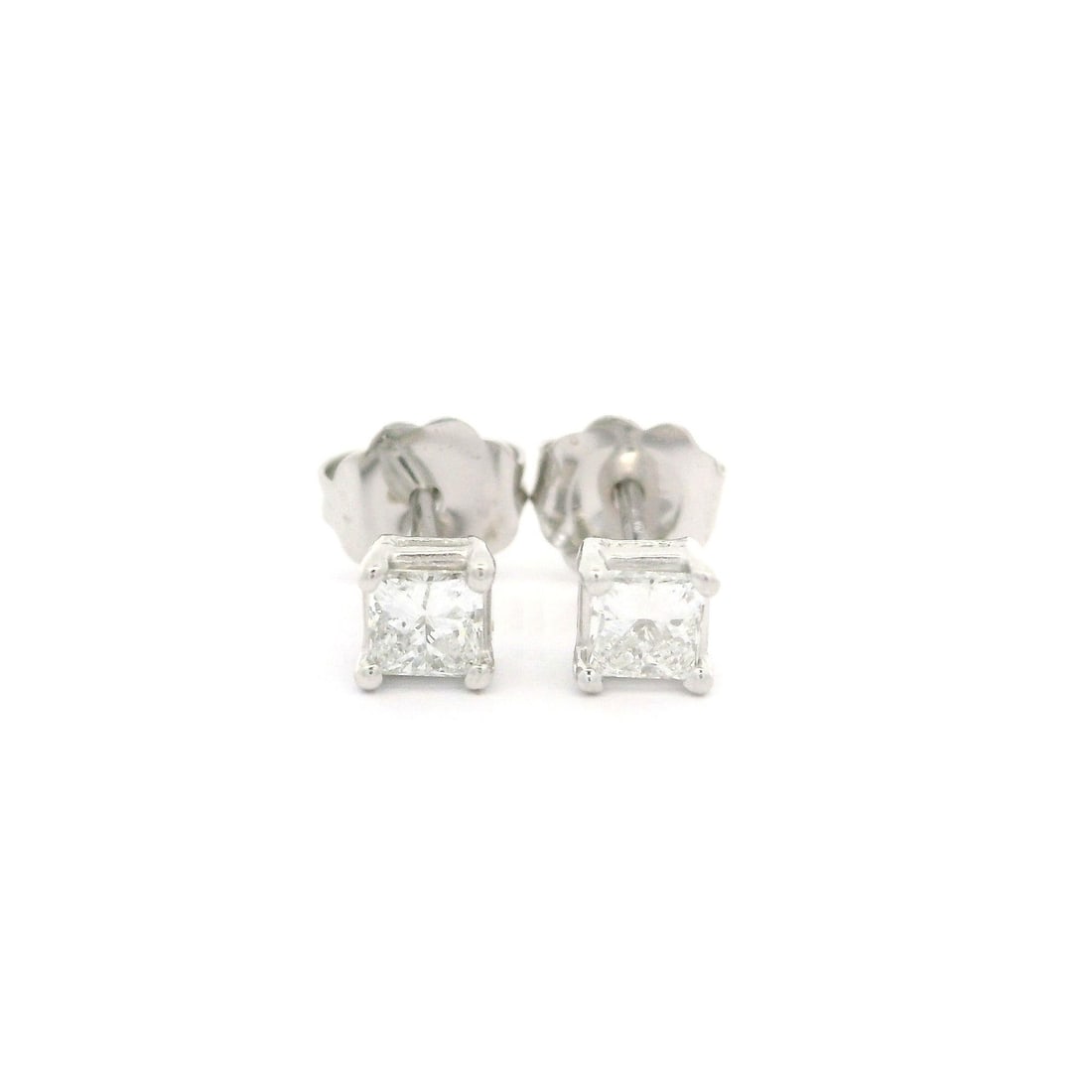 Elegant 14k White Gold 0.32ctw Princess Cut Diamond Stud Earrings: Elegant 14k White Gold 0.32ctw Princess Cut Diamond Stud Earrings Elevate your style with these exquisite stud earrings crafted from solid 14k white gold. Featuring two natural princess cut diamonds w