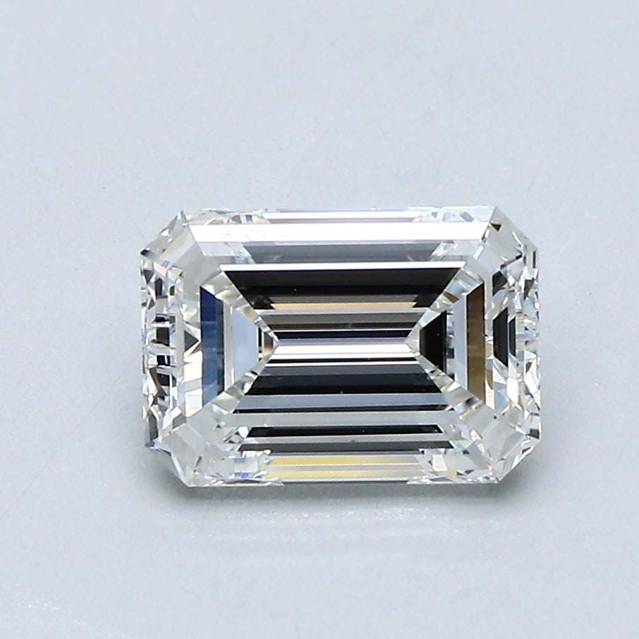 Loose Diamond - EMERALD 1.5ct G VS1: Loose Diamond - EMERALD 1.5ct G VS1 Source: Natural Mined Diamond Shape: EMERALD Carats: 1.5 Color: G Clarity: VS1 Certification: GIA Condition: Pre-Owned PLEASE NOTE: Framed, Large, or heavy items do