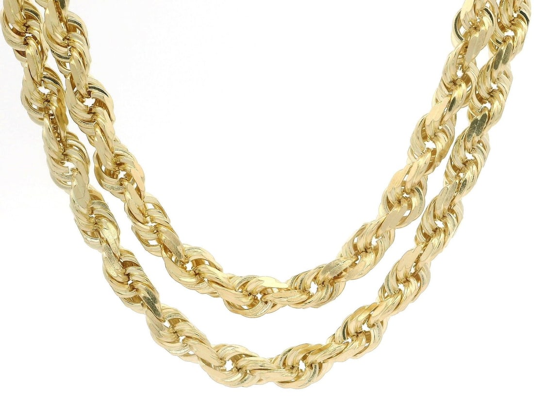 14k Yellow Gold 26 Inch Rope Link Chain Necklace Lobster Clasp: 14k Yellow Gold 26 Inch Rope Link Chain Necklace Lobster Clasp This exquisite Classic Solid 14k Yellow Gold Rope Link Chain Necklace features a striking design that adds elegance to any outfit. Crafte