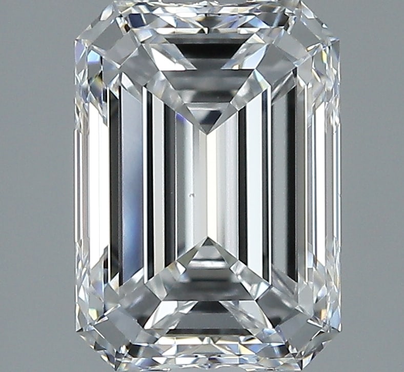 Loose Diamond - EMERALD 2.04ct D VS1: Loose Diamond - EMERALD 2.04ct D VS1 Source: Natural Mined Diamond Shape: EMERALD Carats: 2.04 Color: D Clarity: VS1 Certification: GIA Condition: Pre-Owned PLEASE NOTE: Framed, Large, or heavy items