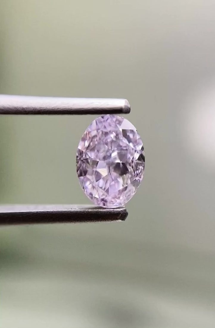 Loose Diamond - OVAL 0.3ct Fancy Light Pinkish Purple SI2: Loose Diamond - OVAL 0.3ct Fancy Light Pinkish Purple SI2 Source: Natural Shape: OVAL Carats: 0.3 Color: Fancy Light Pinkish Purple Certification: GIA Video: