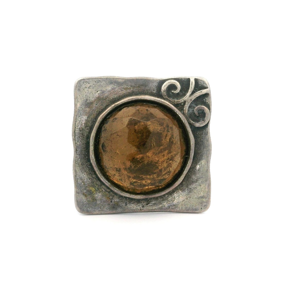 Vintage Sterling Silver Smokey Quartz Cocktail Ring 6.5: Vintage Sterling Silver Smokey Quartz Cocktail Ring 6.5 This vintage cocktail ring showcases a striking square platter design, featuring a round, faceted natural smoky quartz stone with a warm brown h