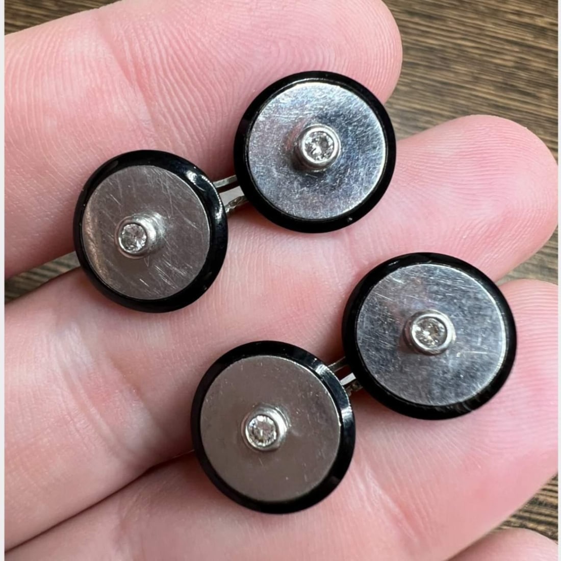 Boucheron Paris Art Deco 18K Gold Cufflinks with Diamonds: Boucheron Paris Art Deco 18K Gold Cufflinks with Diamonds Elevate your formal attire with these exquisite Boucheron Paris Art Deco 18K Cufflinks. Crafted from luxurious 18K gold, these cufflinks featu