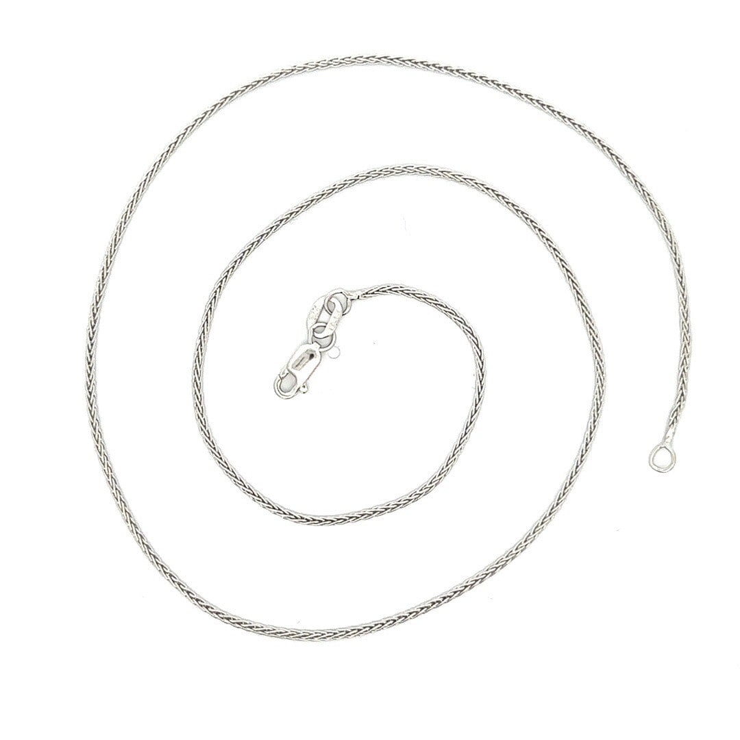 Italian 14k White Gold 16 Inch Wheat Link Chain Necklace: Italian 14k White Gold 16 Inch Wheat Link Chain Necklace Adorn yourself with this exquisite Italian 14k White Gold Wheat Link Chain Necklace, featuring a classic lobster clasp for secure wear. This ne