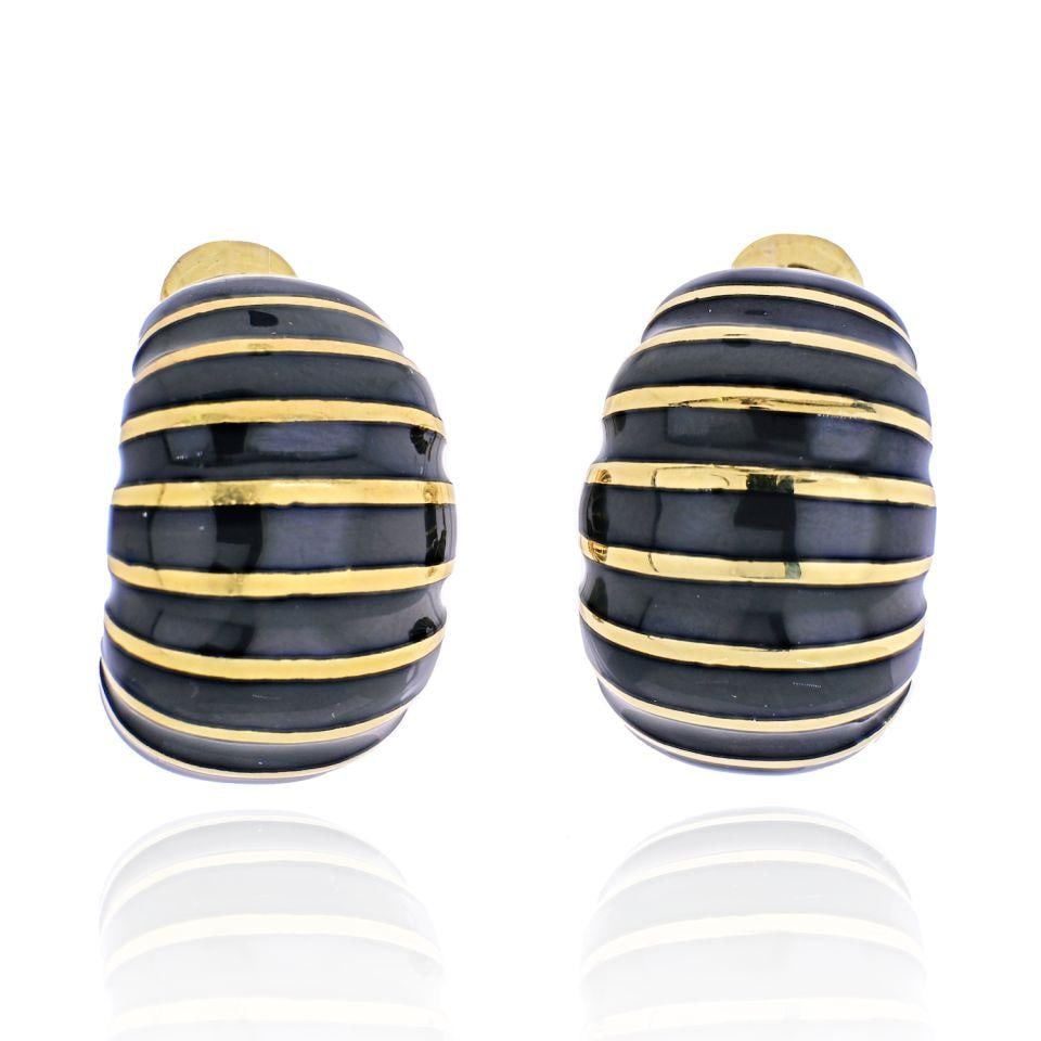 David Webb Jumbo Shrimp Clip-On Earrings Platinum 18K Gold Black Enamel: David Webb Jumbo Shrimp Clip-On Earrings Platinum 18K Gold Black Enamel These stunning David Webb Jumbo Shrimp Clip-On Earrings are a striking addition to any jewelry collection. Crafted from a luxuri