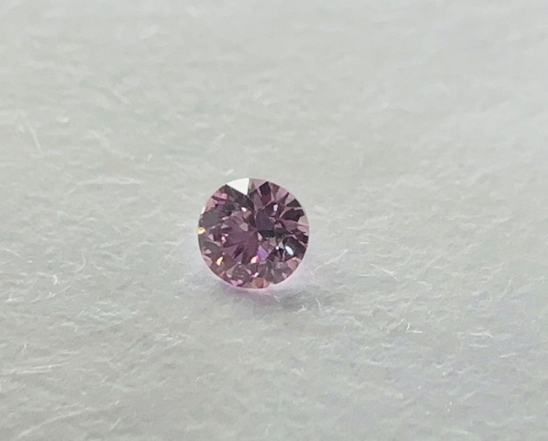 Loose Diamond - ROUND 0.05ct Fancy Intense Purplish Pink: Loose Diamond - ROUND 0.05ct Fancy Intense Purplish Pink Source: Natural Shape: ROUND Carats: 0.05 Color: Fancy Intense Purplish Pink Certification: GIA Video: