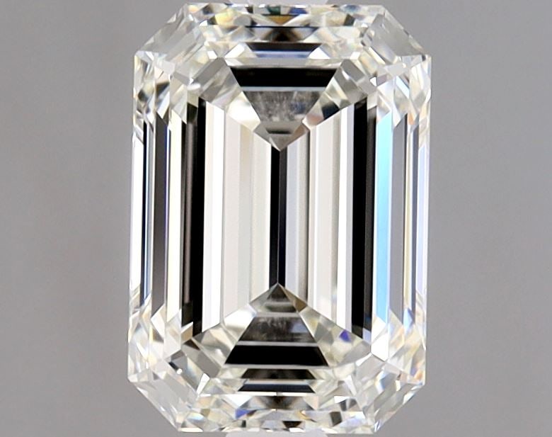 Loose Diamond - EMERALD 1.3ct J VVS1: Loose Diamond - EMERALD 1.3ct J VVS1 Source: Natural Mined Diamond Shape: EMERALD Carats: 1.3 Color: J Clarity: VVS1 Certification: GIA Condition: Pre-Owned PLEASE NOTE: Framed, Large, or heavy items