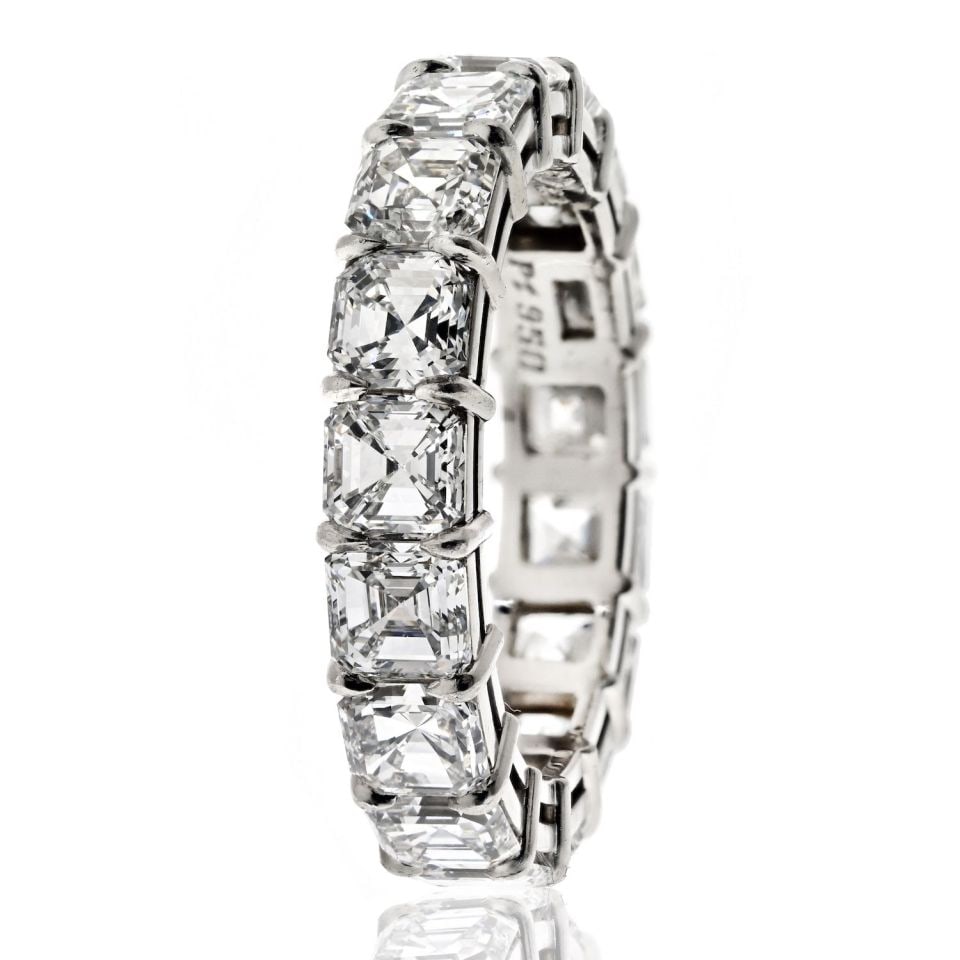 Asscher Cut Diamond Platinum Eternity Band with 7.82 Carats: Asscher Cut Diamond Platinum Eternity Band with 7.82 Carats This platinum eternity band features 17 Asscher cut diamonds with a total carat weight of 7.82cttw. The diamonds are G-H color and VS1-VS2 c