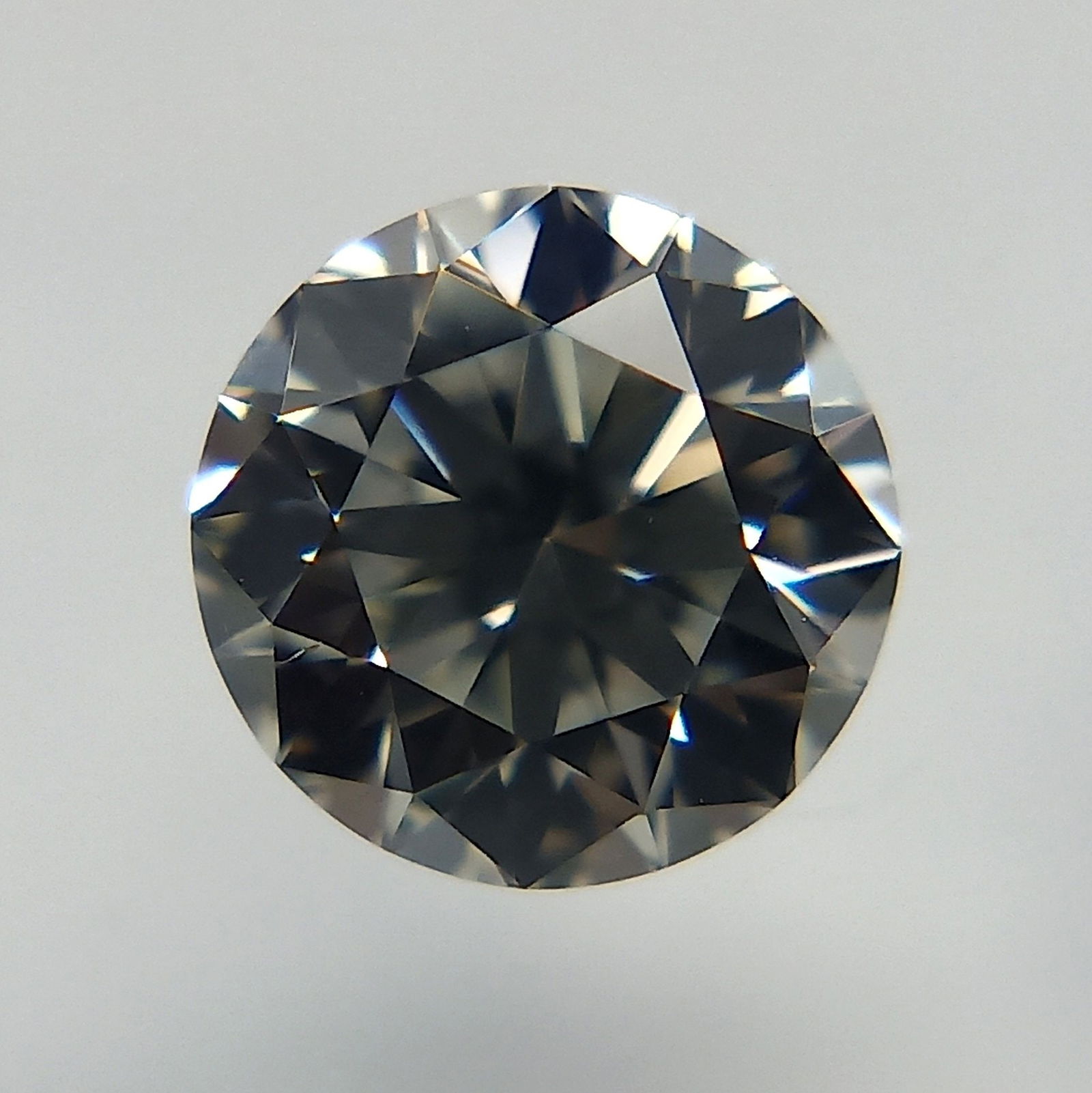 Loose Diamond - ROUND 0.4ct Faint Gray VS1: Loose Diamond - ROUND 0.4ct Faint Gray VS1 Source: Natural Shape: ROUND Carats: 0.4 Color: Faint Gray Certification: GIA PLEASE NOTE: Framed, Large, or heavy items do not have shipping costs included.