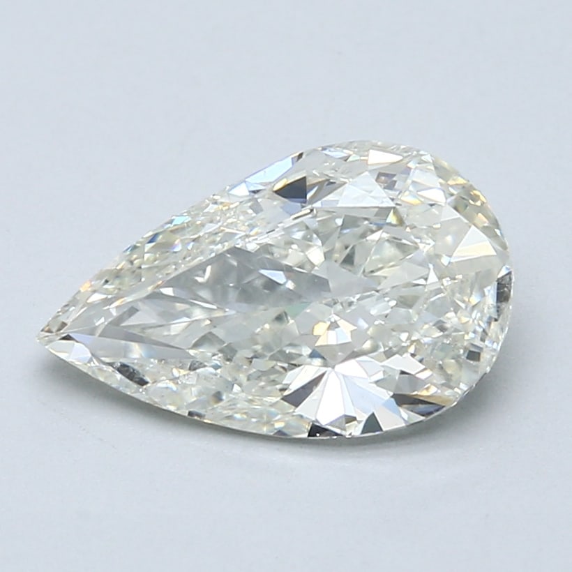 Loose Diamond - PEAR 2.23ct J SI2: Loose Diamond - PEAR 2.23ct J SI2 Source: Natural Mined Diamond Shape: PEAR Carats: 2.23 Color: J Clarity: SI2 Certification: GIA Condition: Pre-Owned PLEASE NOTE: Framed, Large, or heavy