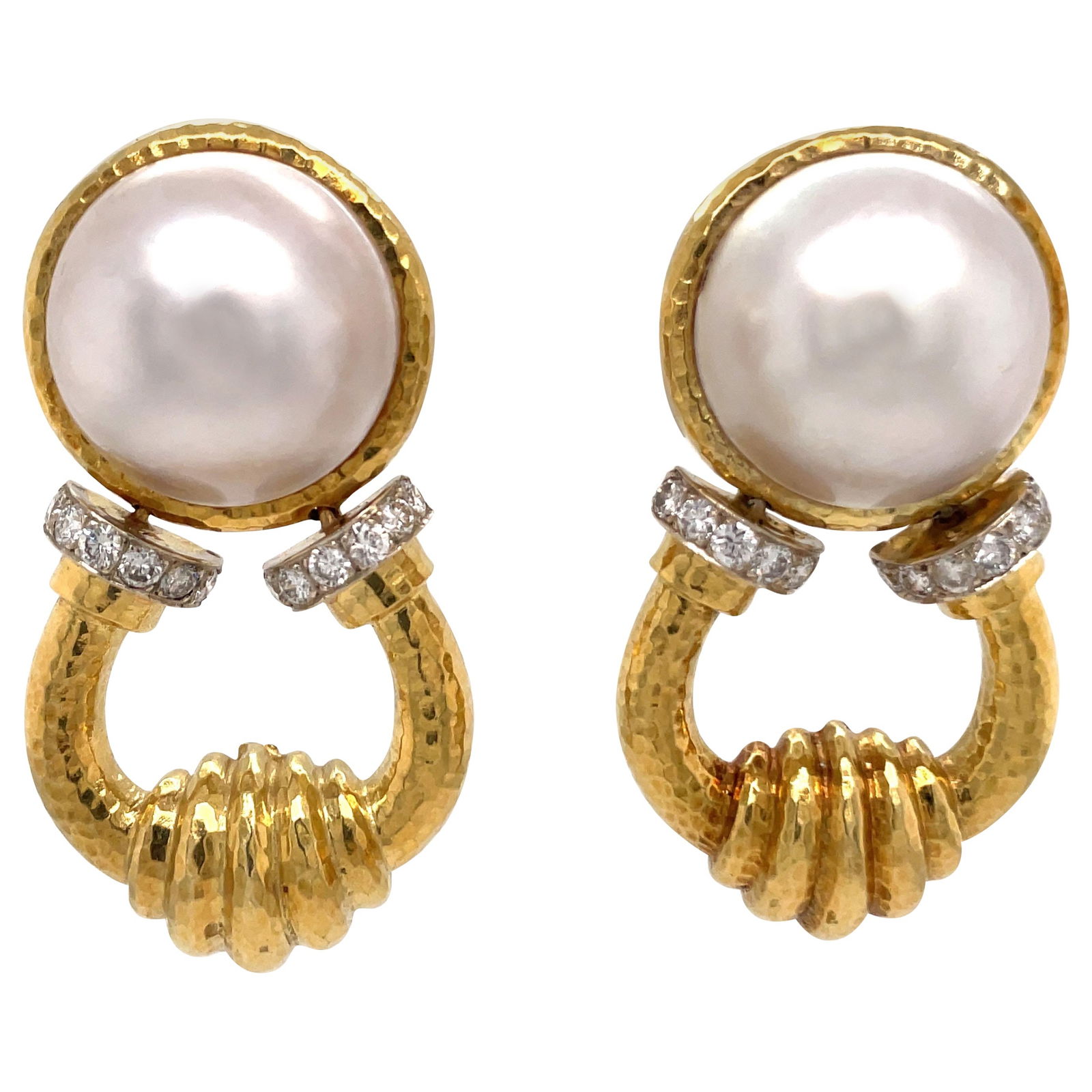 1980s 18K Yellow Gold Doorknocker Earrings with Diamonds and Mob Pearls: 1980s 18K Yellow Gold Doorknocker Earrings with Diamonds and Mob Pearls These exquisite doorknocker drop earrings are crafted from 18 karat yellow gold and feature a stunning combination of round cut