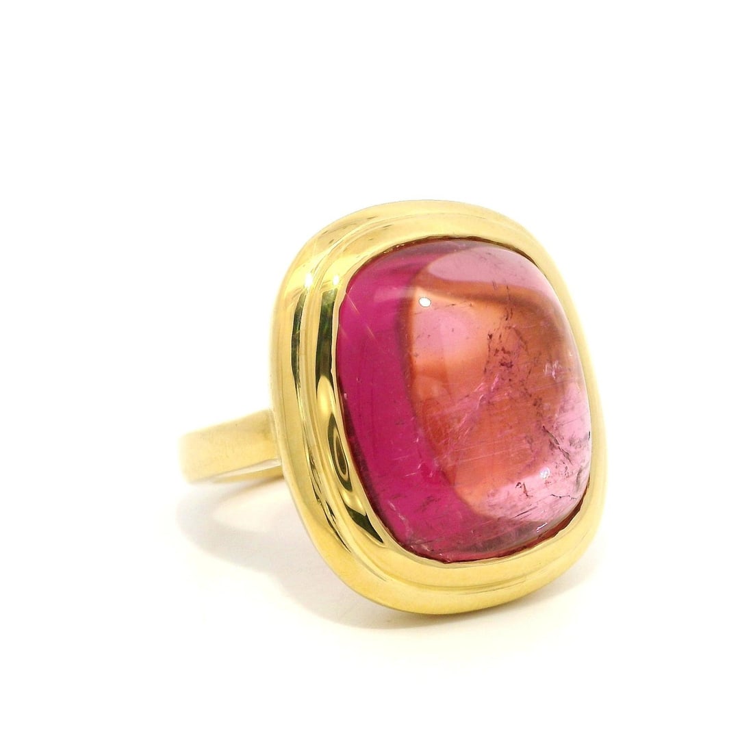 22k Yellow Gold GIA Certified 15.90ct Pink Tourmaline Ring: 22k Yellow Gold GIA Certified 15.90ct Pink Tourmaline Ring Make a bold statement with this exquisite Heavy 22k Yellow Gold GIA 15.90ct Pink Rubellite Tourmaline Bezel Solitaire Ring. This stunning coc