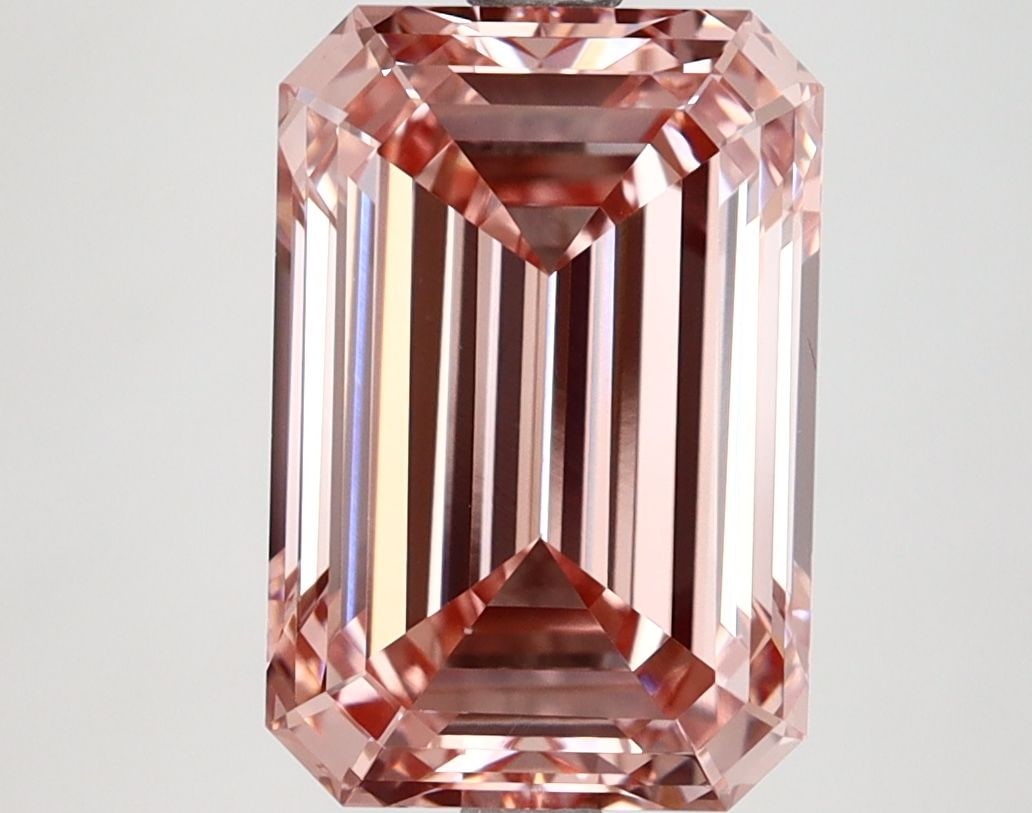 Loose Diamond - EMERALD 3.94ct Fancy Intense Pink VS1: Loose Diamond - EMERALD 3.94ct Fancy Intense Pink VS1 Source: This is a real non-mined Diamond that has been grown in a lab Shape: EMERALD Carats: 3.94 Color: Fancy Intense Pink Certification: IGI Vid