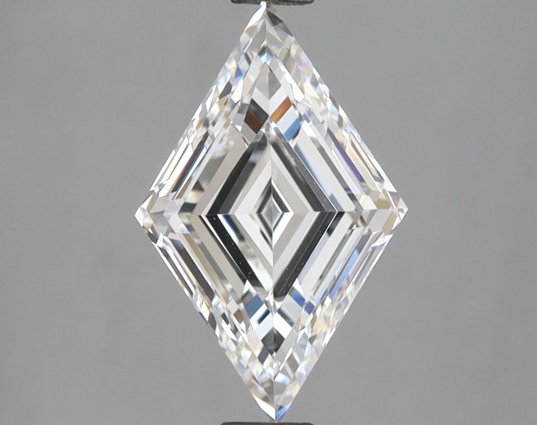 Loose Diamond - LOZENGE 2.08ct D VVS2: Loose Diamond - LOZENGE 2.08ct D VVS2 Source: This is a real non-mined Diamond that has been grown in a lab Shape: LOZENGE Carats: 2.08 Color: D Clarity: VVS2 Certification: IGI Video: Video Link 