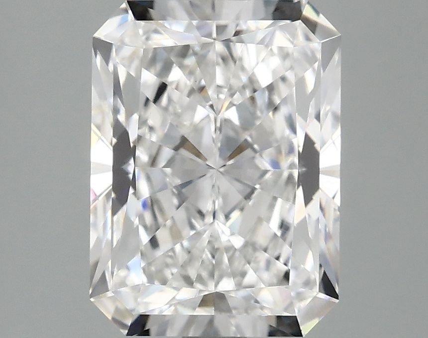 Loose Diamond - RADIANT 3.01ct D VVS2: Loose Diamond - RADIANT 3.01ct D VVS2 Source: This is a real non-mined Diamond that has been grown in a lab Shape: RADIANT Carats: 3.01 Color: D Clarity: VVS2 Certification: IGI Video: Video Link 