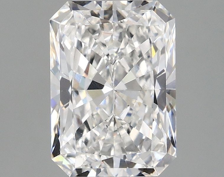 Loose Diamond - RADIANT 2.08ct E VVS1: Loose Diamond - RADIANT 2.08ct E VVS1 Source: This is a real non-mined Diamond that has been grown in a lab Shape: RADIANT Carats: 2.08 Color: E Clarity: VVS1 Certification: IGI Video: Video Link 