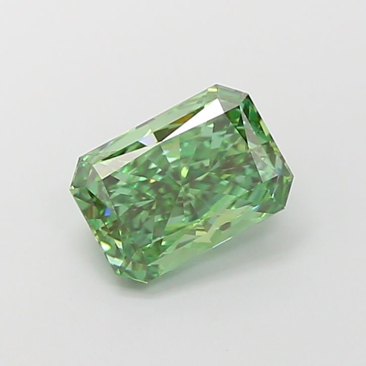 Loose Diamond - RADIANT 2.51ct Fancy Vivid Green VVS2: Loose Diamond - RADIANT 2.51ct Fancy Vivid Green VVS2 Source: This is a real non-mined Diamond that has been grown in a lab Shape: RADIANT Carats: 2.51 Color: Fancy Vivid Green Certification: IGI 