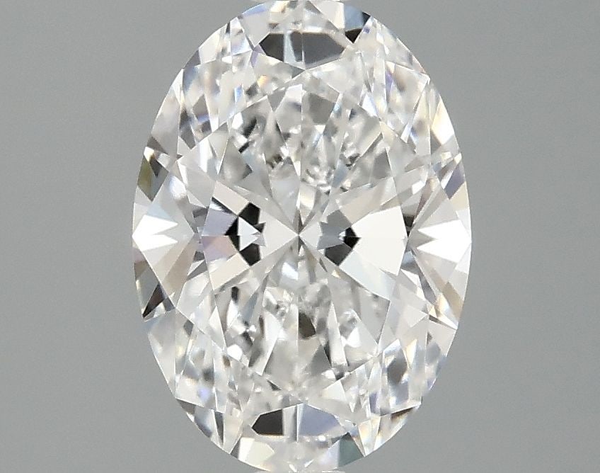 Loose Diamond - OVAL 2.05ct E VVS2: Loose Diamond - OVAL 2.05ct E VVS2 Source: This is a real non-mined Diamond that has been grown in a lab Shape: OVAL Carats: 2.05 Color: E Clarity: VVS2 Certification: IGI Video: