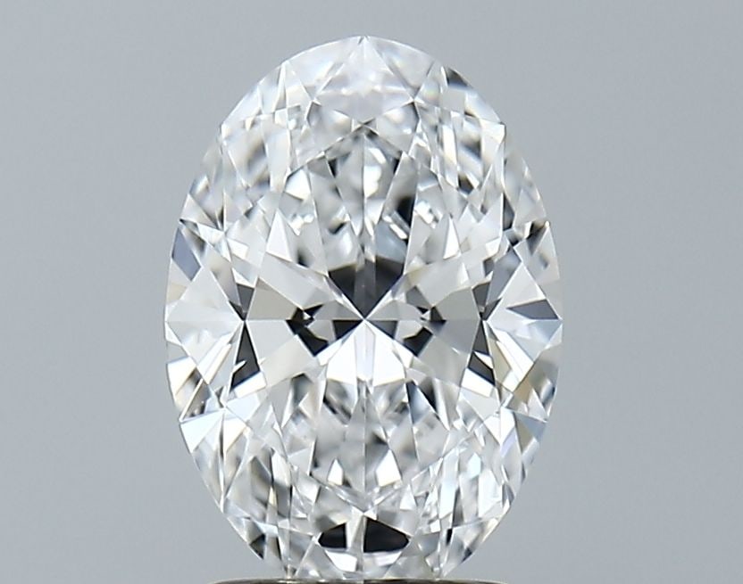 Loose Diamond - OVAL 1.58ct D VVS2: Loose Diamond - OVAL 1.58ct D VVS2 Source: This is a real non-mined Diamond that has been grown in a lab Shape: OVAL Carats: 1.58 Color: D Clarity: VVS2 Certification: GIA Video: Video Link PLEASE