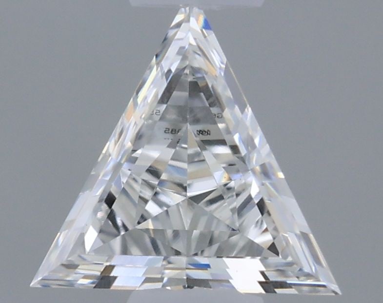 Loose Diamond - TRIANGULAR 0.28ct E VVS2: Loose Diamond - TRIANGULAR 0.28ct E VVS2 Source: This is a real non-mined Diamond that has been grown in a lab Shape: TRIANGULAR Carats: 0.28 Color: E Clarity: VVS2 Certification: IGI Video: