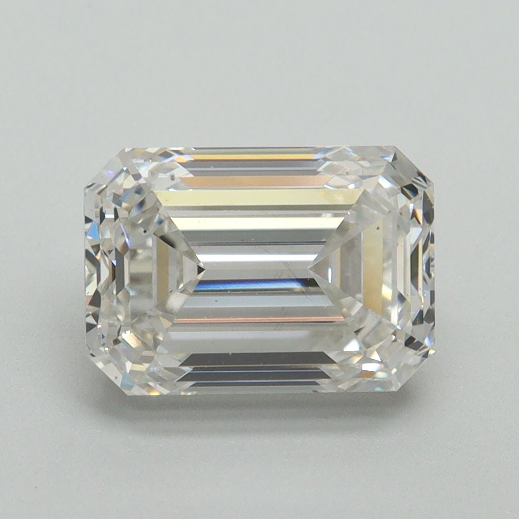 Loose Diamond - EMERALD 3.04ct F VS2: Loose Diamond - EMERALD 3.04ct F VS2 Source: This is a real non-mined Diamond that has been grown in a lab Shape: EMERALD Carats: 3.04 Color: F Clarity: VS2 Certification: NONE Video: