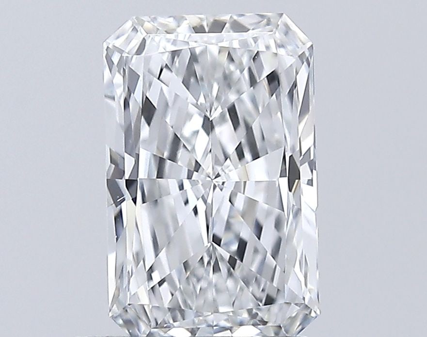 Loose Diamond - RADIANT 0.95ct E VS1: Loose Diamond - RADIANT 0.95ct E VS1 Source: This is a real non-mined Diamond that has been grown in a lab Shape: RADIANT Carats: 0.95 Color: E Clarity: VS1 Certification: IGI Video: Video Link 