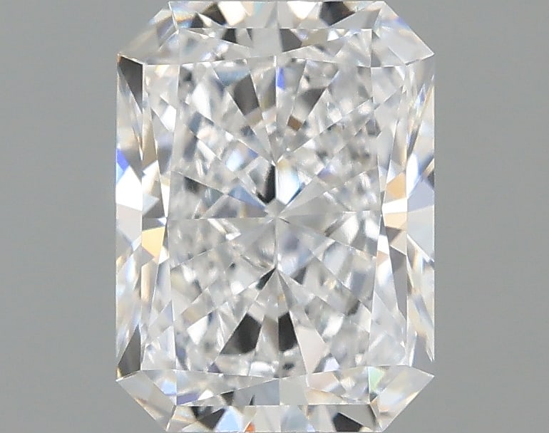 Loose Diamond - RADIANT 1.33ct D VVS1: Loose Diamond - RADIANT 1.33ct D VVS1 Source: This is a real non-mined Diamond that has been grown in a lab Shape: RADIANT Carats: 1.33 Color: D Clarity: VVS1 Certification: IGI Condition: