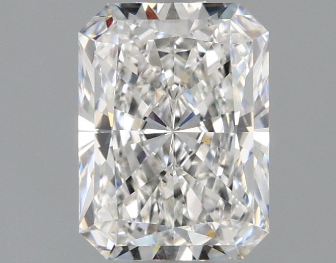 Loose Diamond - RADIANT 1.3ct E VVS1: Loose Diamond - RADIANT 1.3ct E VVS1 Source: This is a real non-mined Diamond that has been grown in a lab Shape: RADIANT Carats: 1.3 Color: E Clarity: VVS1 Certification: IGI Condition: Pre-Owned PLE