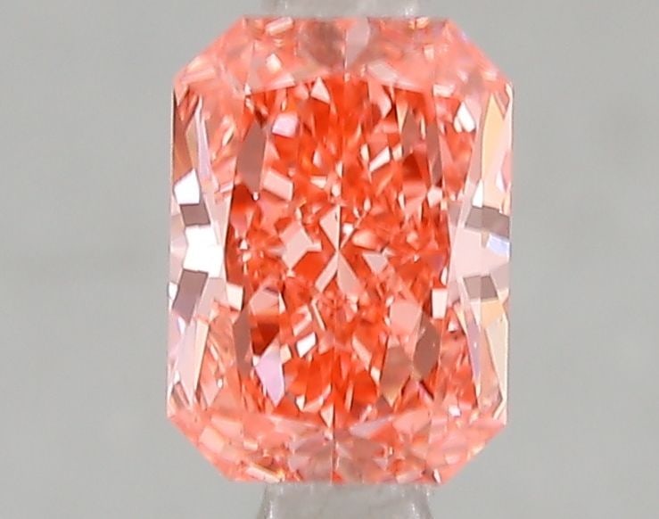 Loose Diamond - RADIANT 1.01ct Fancy Vivid Pink VS2: Loose Diamond - RADIANT 1.01ct Fancy Vivid Pink VS2 Source: This is a real non-mined Diamond that has been grown in a lab Shape: RADIANT Carats: 1.01 Color: Fancy Vivid Pink Certification: IGI