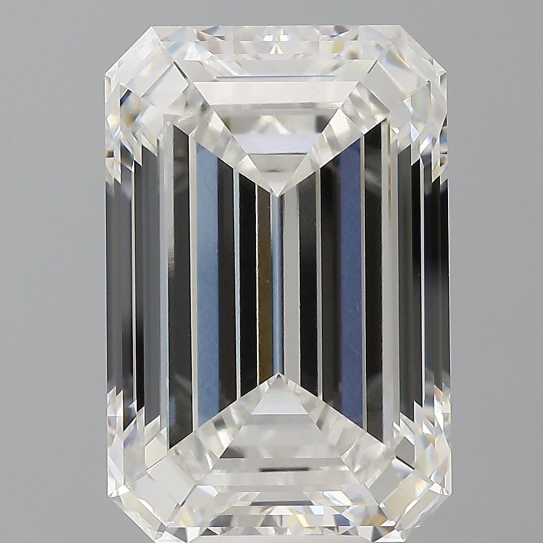 Loose Diamond - EMERALD 12.08ct F VVS2: Loose Diamond - EMERALD 12.08ct F VVS2 Source: This is a real non-mined Diamond that has been grown in a lab Shape: EMERALD Carats: 12.08 Color: F Clarity: VVS2 Certification: IGI Video: