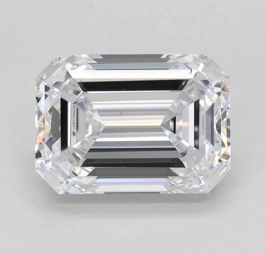 Loose Diamond - EMERALD 1.62ct E VS1: Loose Diamond - EMERALD 1.62ct E VS1 Source: This is a real non-mined Diamond that has been grown in a lab Shape: EMERALD Carats: 1.62 Color: E Clarity: VS1 Certification: IGI Video: