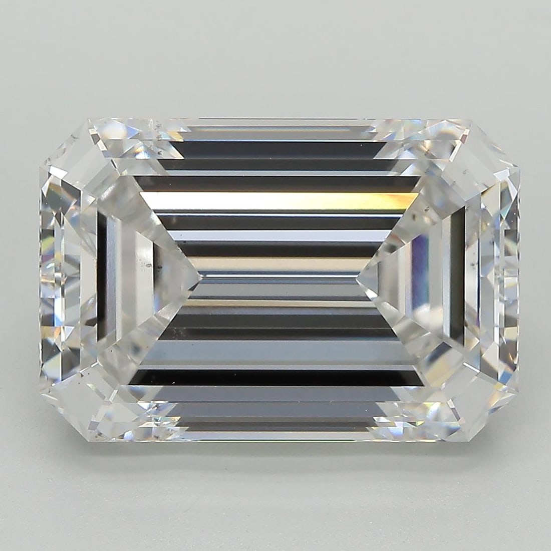 Loose Diamond - EMERALD 10.03ct F SI1: Loose Diamond - EMERALD 10.03ct F SI1 Source: This is a real non-mined Diamond that has been grown in a lab Shape: EMERALD Carats: 10.03 Color: F Clarity: SI1 Certification: GIA Condition: Pre-Owned P