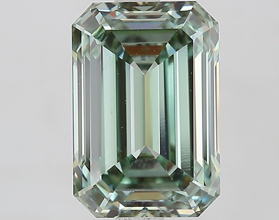Loose Diamond - EMERALD 3.01ct Fancy Intense Green VS1: Loose Diamond - EMERALD 3.01ct Fancy Intense Green VS1 Source: This is a real non-mined Diamond that has been grown in a lab Shape: EMERALD Carats: 3.01 Color: Fancy Intense Green Certification: IGI V