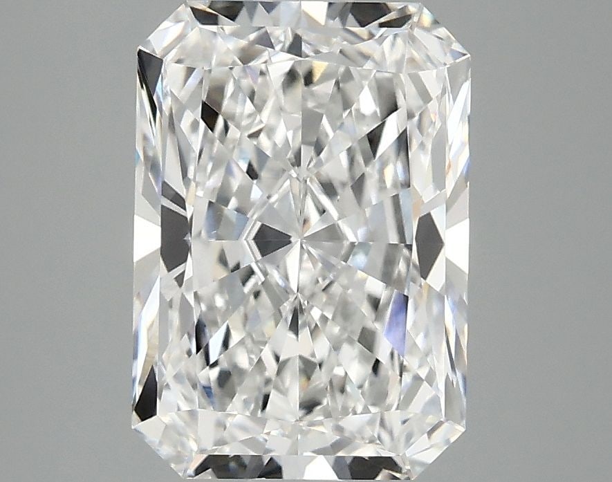 Loose Diamond - RADIANT 3.09ct E VS1: Loose Diamond - RADIANT 3.09ct E VS1 Source: This is a real non-mined Diamond that has been grown in a lab Shape: RADIANT Carats: 3.09 Color: E Clarity: VS1 Certification: IGI Video: Video Link 
