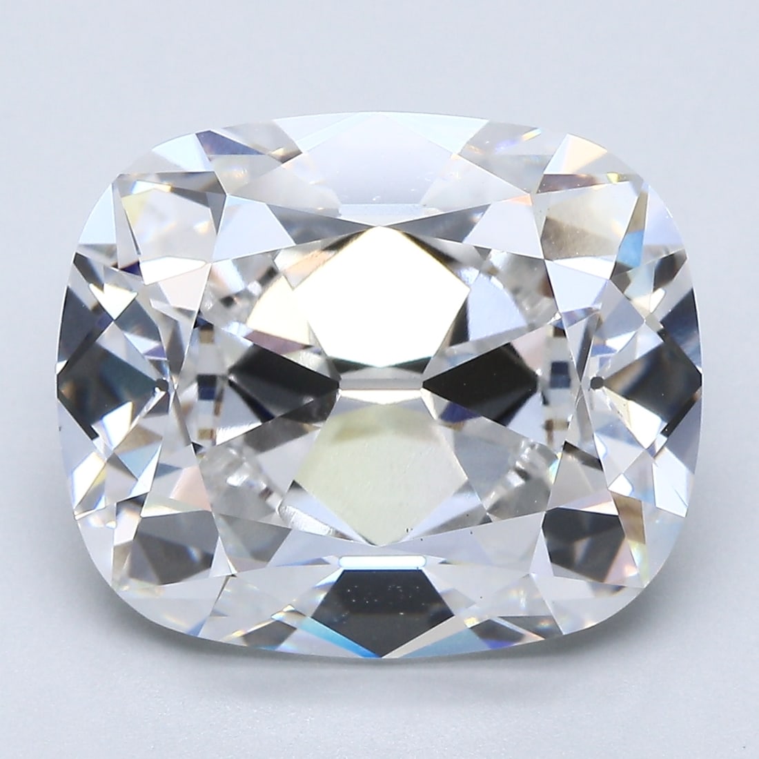Loose Diamond - CUSHION 9.05ct E VS1: Loose Diamond - CUSHION 9.05ct E VS1 Source: This is a real non-mined Diamond that has been grown in a lab Shape: CUSHION Carats: 9.05 Color: E Clarity: VS1 Certification: GIA Condition: