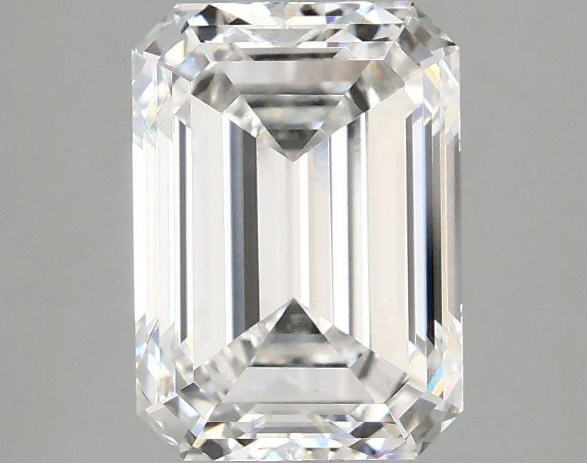 Loose Diamond - EMERALD 3.01ct E VS1: Loose Diamond - EMERALD 3.01ct E VS1 Source: This is a real non-mined Diamond that has been grown in a lab Shape: EMERALD Carats: 3.01 Color: E Clarity: VS1 Certification: IGI Video: